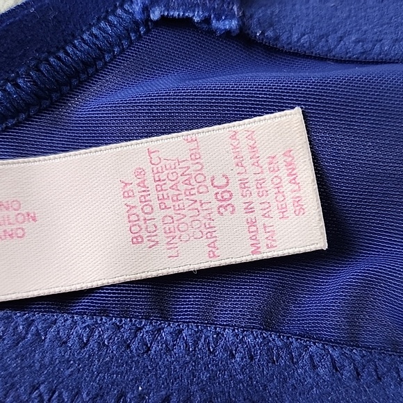 Victoria's Secret Body by Victoria lined perfect coverage blue lace bra Size 36C - Picture 9 of 10